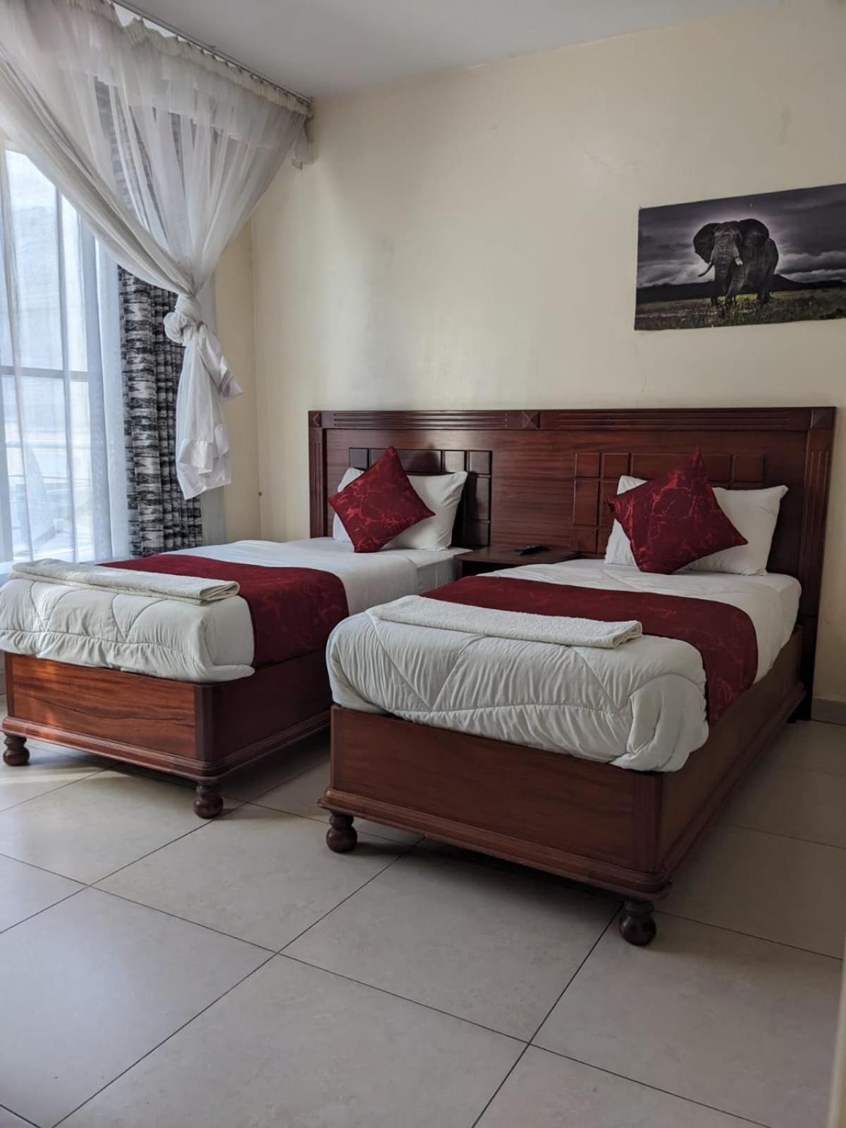 Epitome Times Hotel نيروبي المظهر الخارجي الصورة